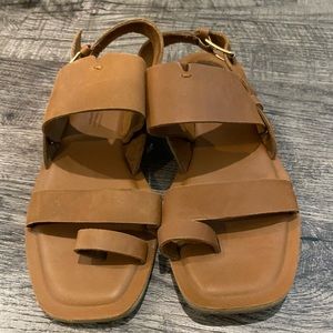 Tom Sandals
